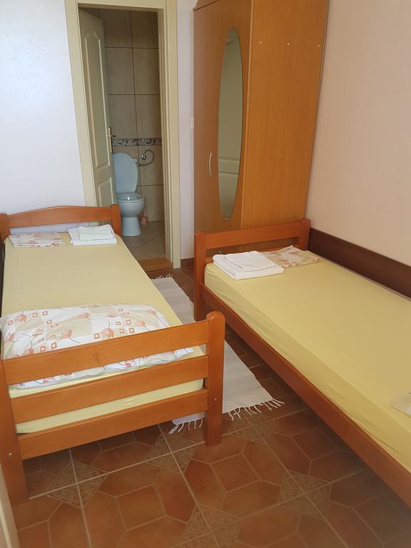 Apartments Nensy バール エクステリア 写真